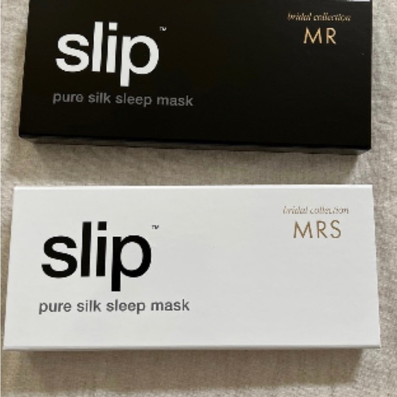 Pair of Slip ♥️ Silk "MR & MRS " Eye Masks For BRIDE & GROOM - Picture 1 of 6